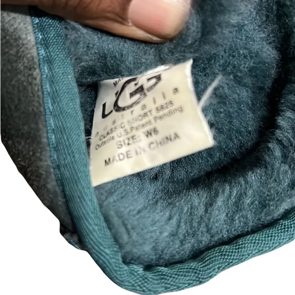UGG green classic